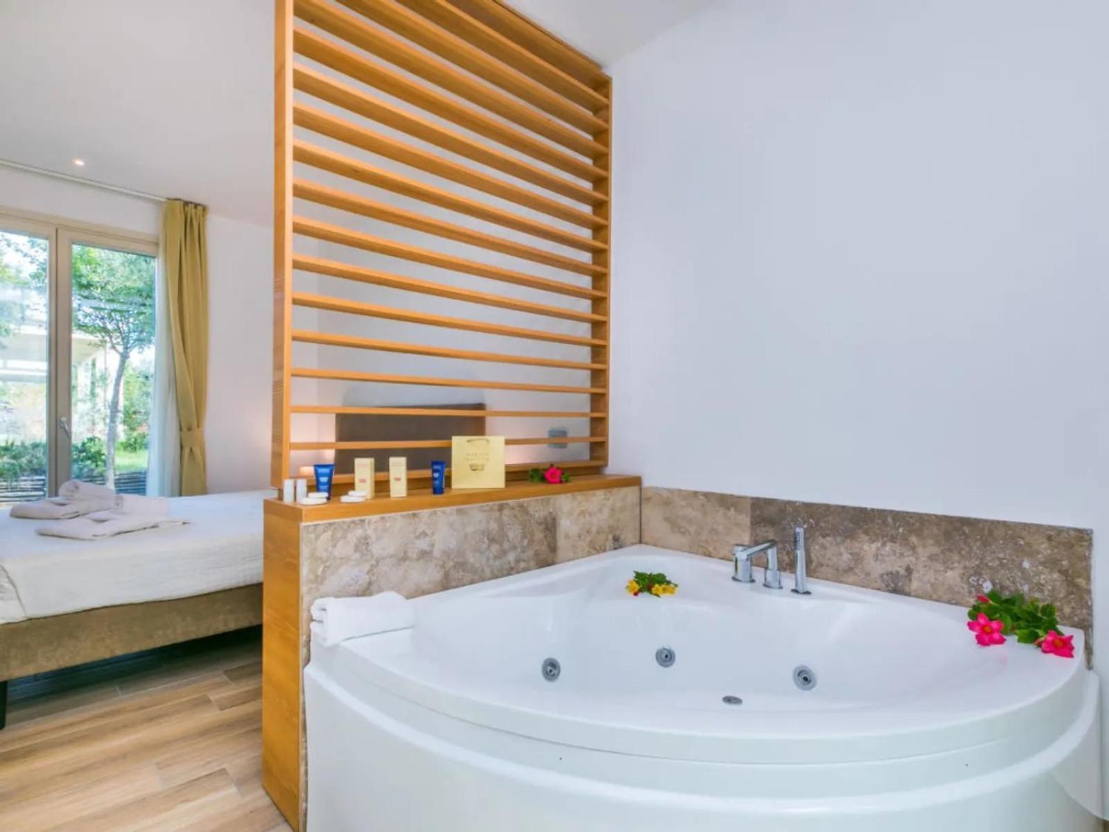 Toscana Biovillage - Private Cottage Cecina  Bagian luar foto