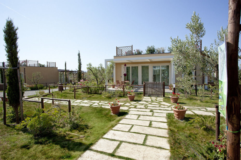 Toscana Biovillage - Private Cottage Cecina  Bagian luar foto