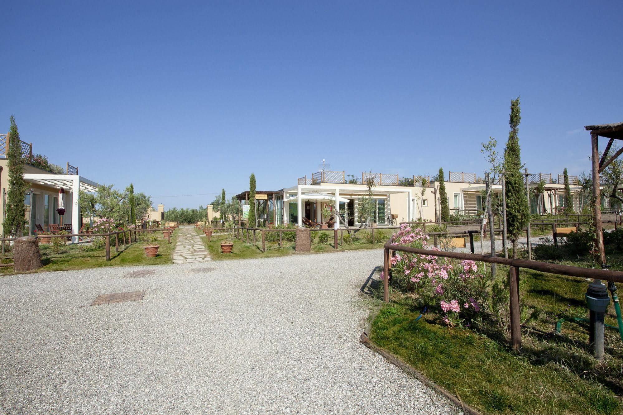 Toscana Biovillage - Private Cottage Cecina  Bagian luar foto